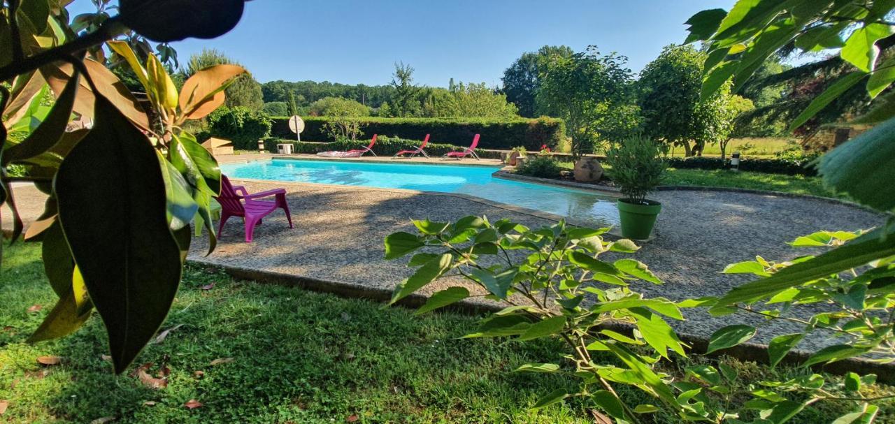 Auberge du relais d auniac Anglars-Nozac Extérieur photo