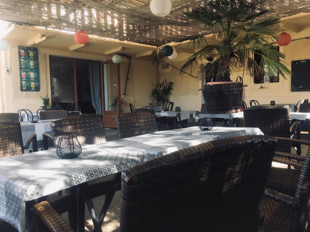 Auberge du relais d auniac Anglars-Nozac Extérieur photo
