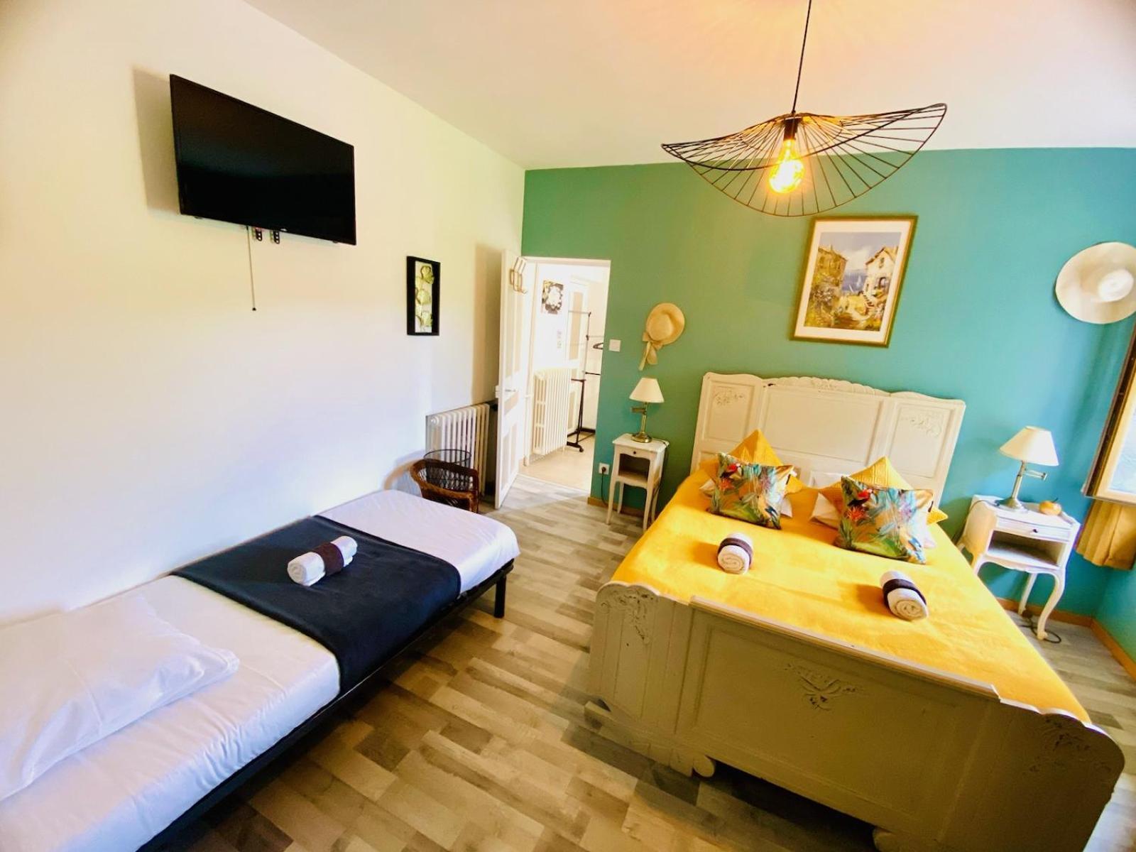 Auberge du relais d auniac Anglars-Nozac Extérieur photo
